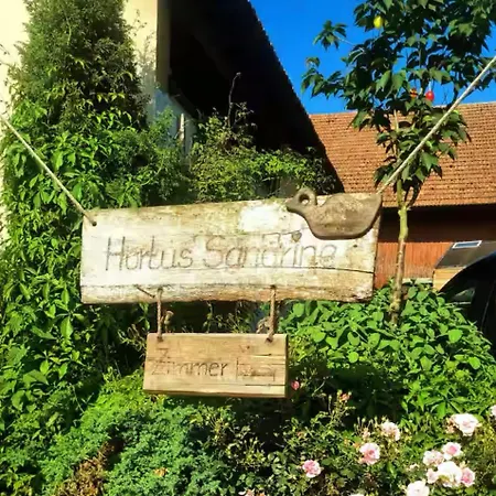 Bauernhof Gästezimmer Hortus Sandrine Gemeinschaftsbad Apartment Hausbreitenbach